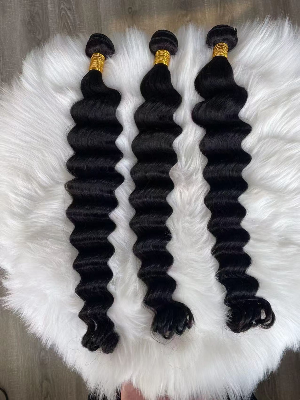 Loose Wave Hair Bundles view 2